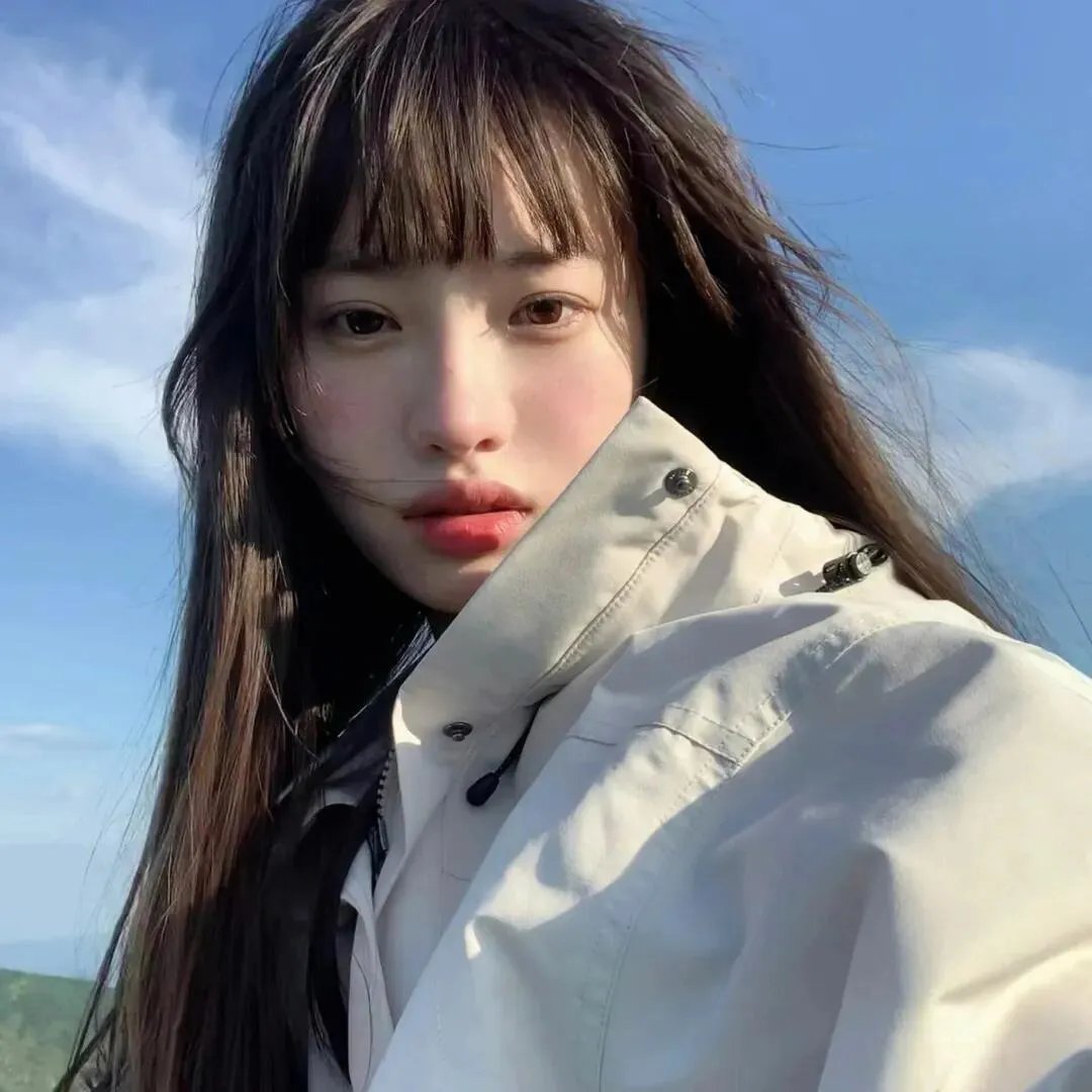 蜜桃女孩